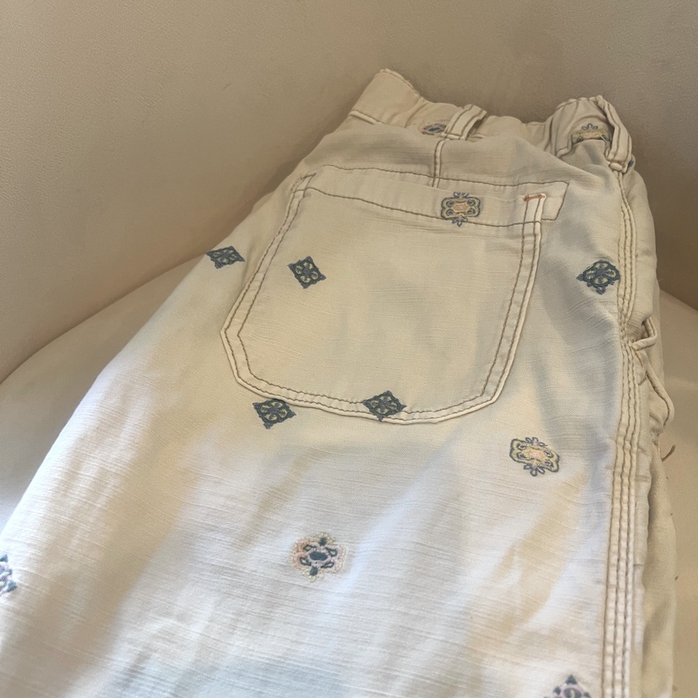 Pilcro cargo pants size 28